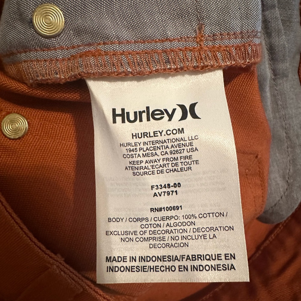 NWOT Hurley button-front mini skirt - Picture 8 of 8
